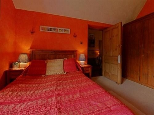 Penmachno Hall - Self Catering Apartment *